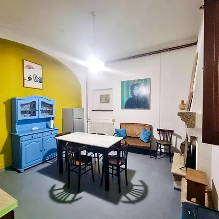 Casa Manconi 別荘 ヌーオロ